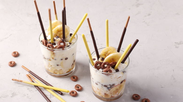 Parfait de chocolate y plátano con Pocky