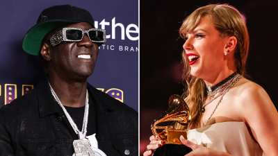 'King Swiftie' Flavor Flav está 'muy orgulloso' de Taylor Swift después de ganar los Grammy en 2024